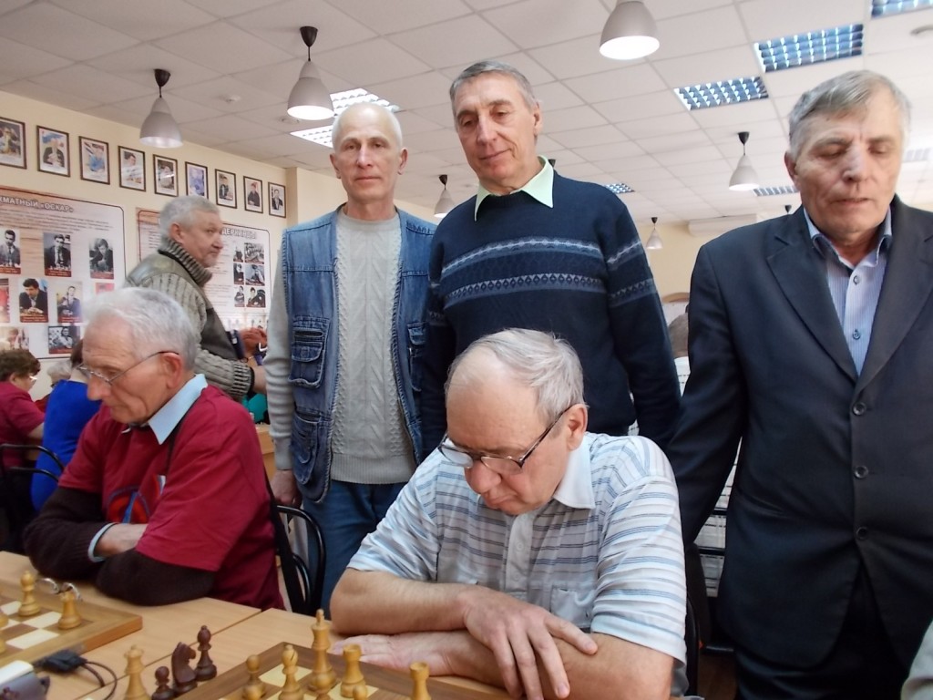 Пенсионеры разбушевались… за шахматной доской